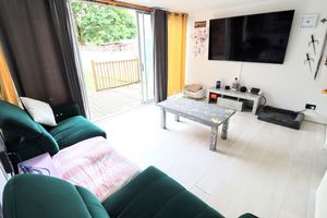 LOUNGE- click for photo gallery